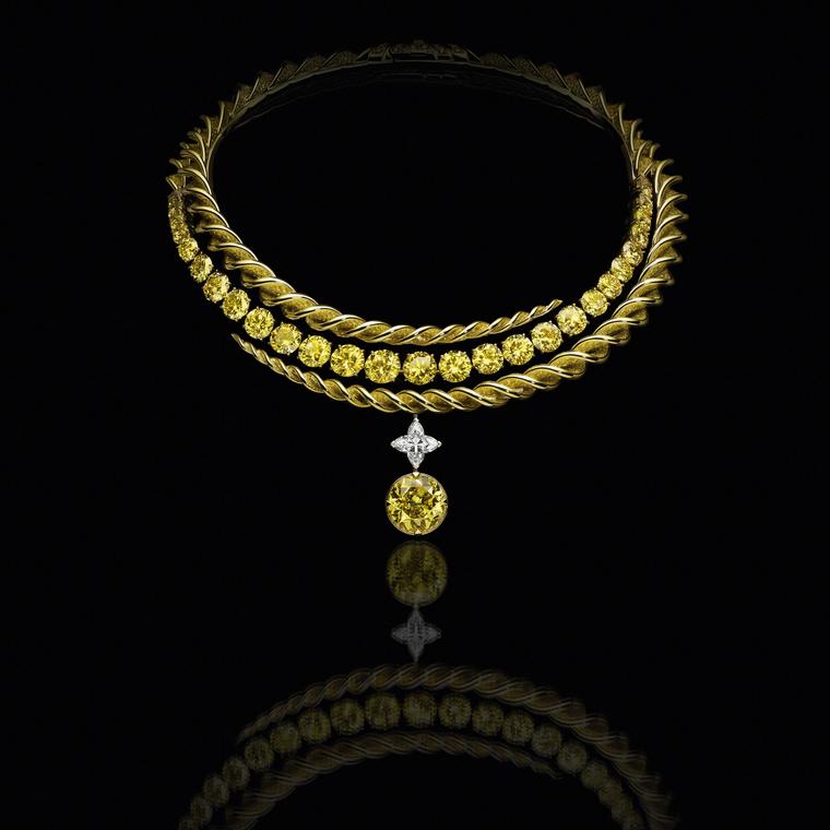 eternal_sun_necklace__high_jewellery_collection_2025_by_louis_vuitton.jpg__760x0_q75_crop-scale_subsampling-2_upscale-false
