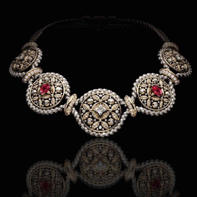 protection_necklace__high_jewellery_collection_2025_by_louis_vuitton_laziz_hamani.jpg__760x0_q75_crop-scale_subsampling-2_upscale-false